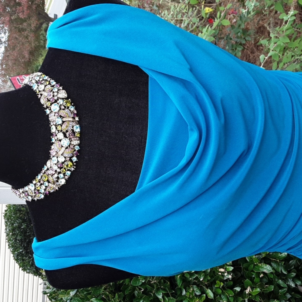 🤩Frank Lyman Flattering Stretchy Dress - Picture 2 of 6